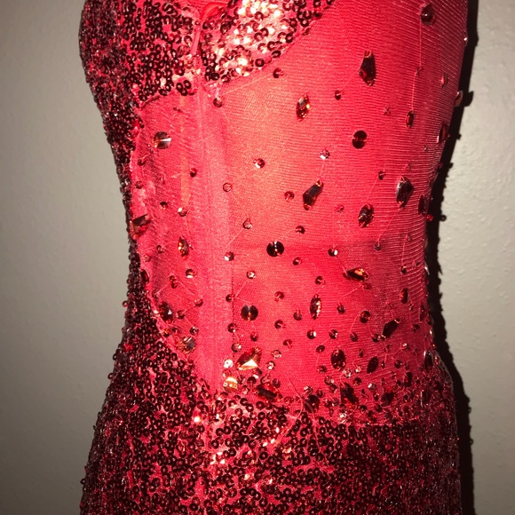 RED SEQUINS DRESS ❤️ - Picture 4 of 5
